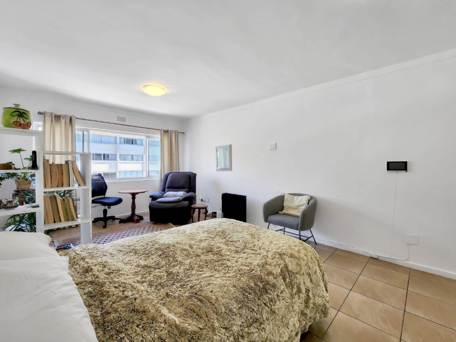 1 Bedroom Property for Sale in Mouille Point Western Cape